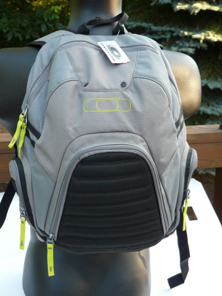 MOCHILA OAKLEY #5 R$ 200,00